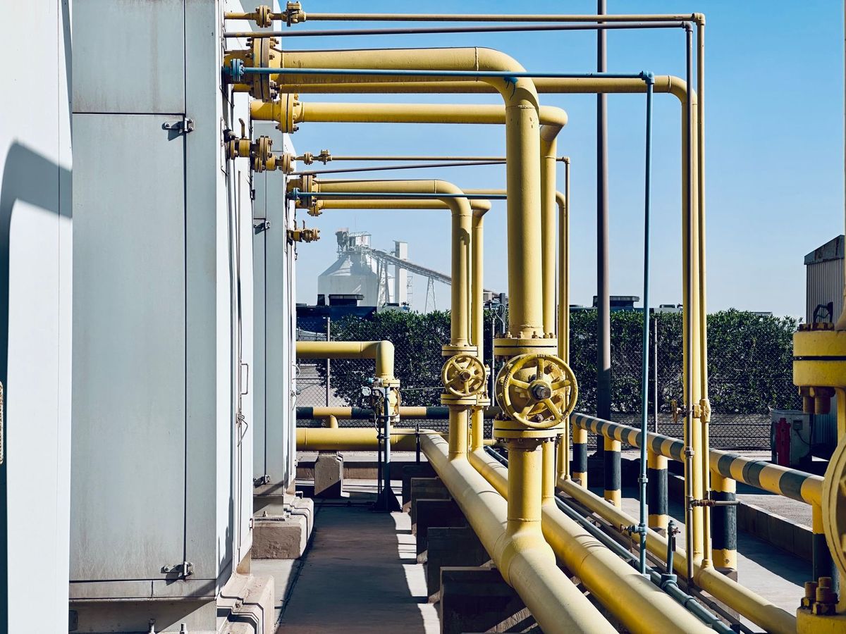 Kuwait Secures $16 Billion Pipeline Stake