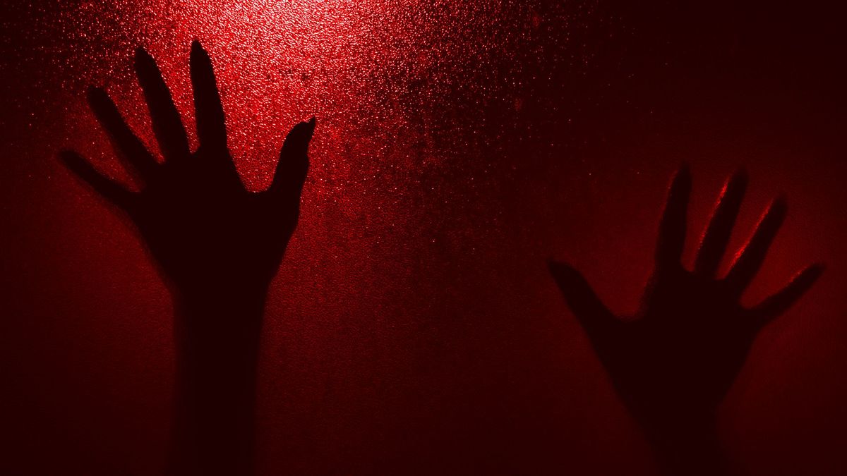 Mike Flanagan Promises New 'Carrie' to Subvert Expectations