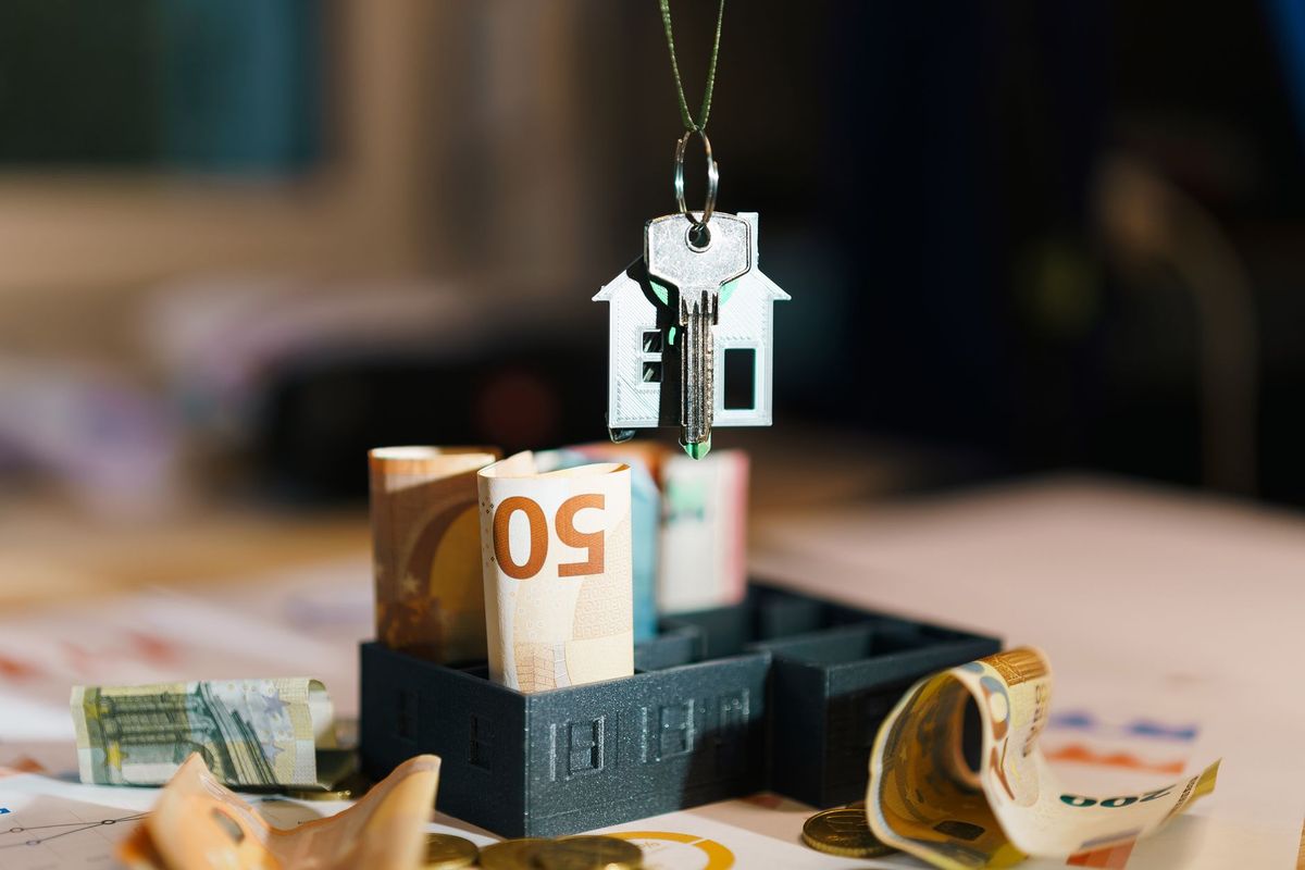 Zohran Mamdani's Pied-Ã -Terre Tax Faces Challenges