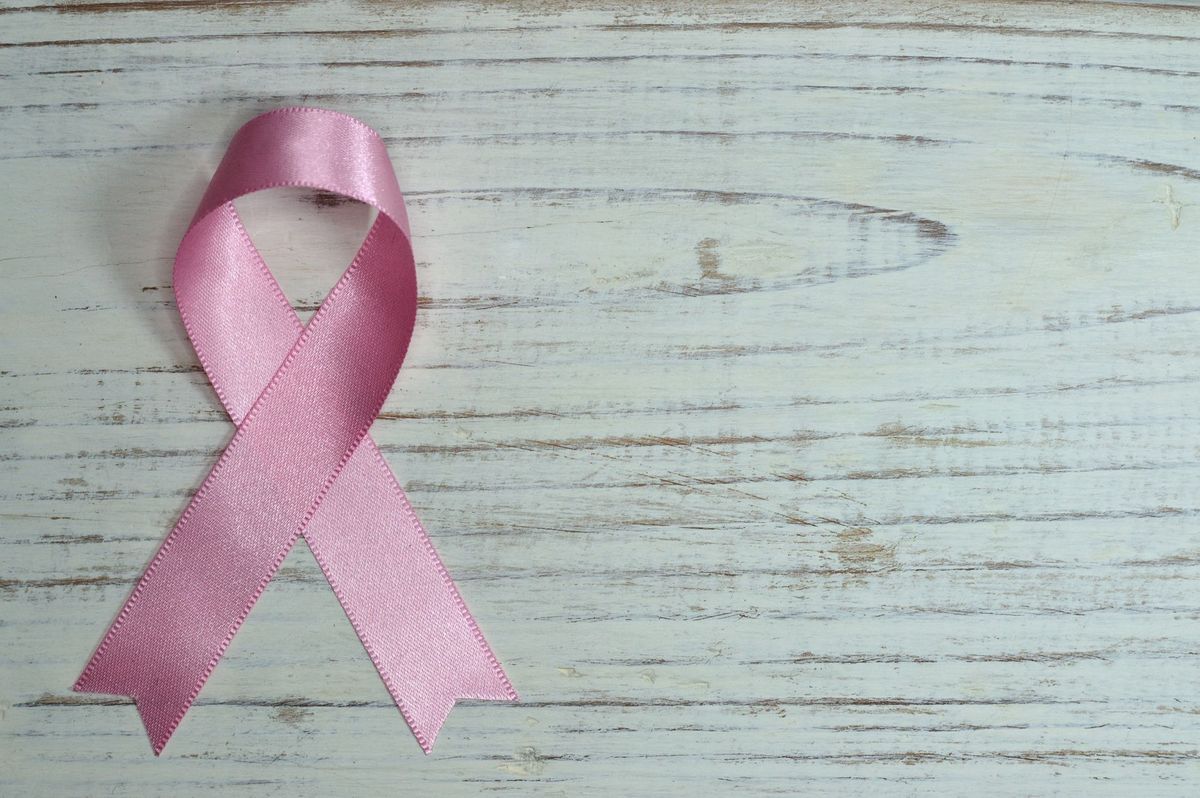 Liz Hurley Marks 31 Years as Breast Cancer Campaign