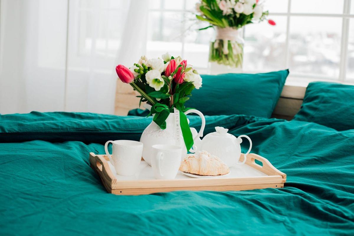 Martha Stewart's Bedding Sets Feature in Recent Reports